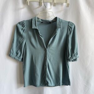 Women's Blue Button-Front Puff Sleeve Top